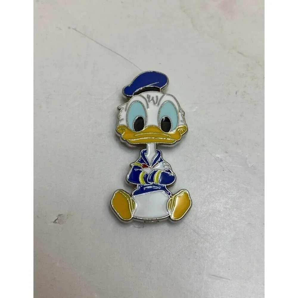 2014 Disney Booster Pin Big Head Art Donald Duck with Arms Crossed